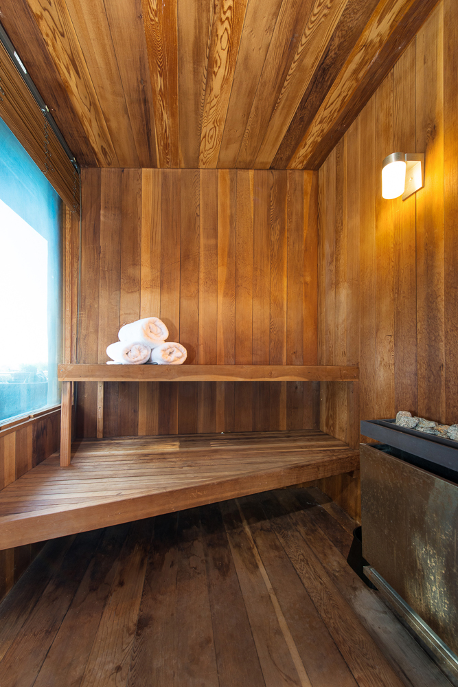 1320 Beverly Grove guesthouse sauna