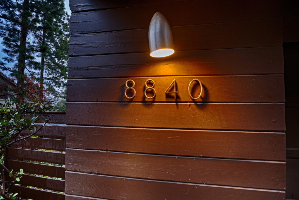 8840 Lookout Mountain address sign