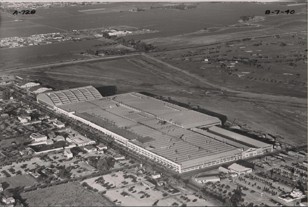 Douglas Aircraft Factory, circa 1940