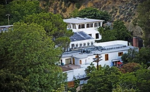 Russell Brand Home In Laurel Canyon
