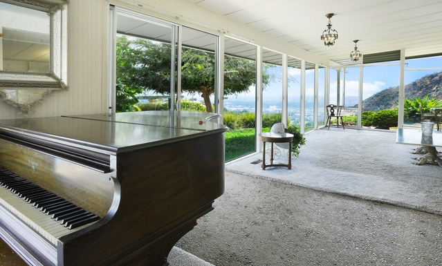 2505 Carman Crest Drive piano and view